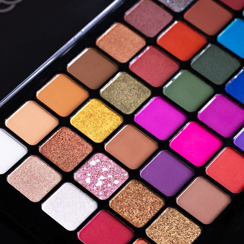Europe Girl 40 Colour Eyeshadow Palette