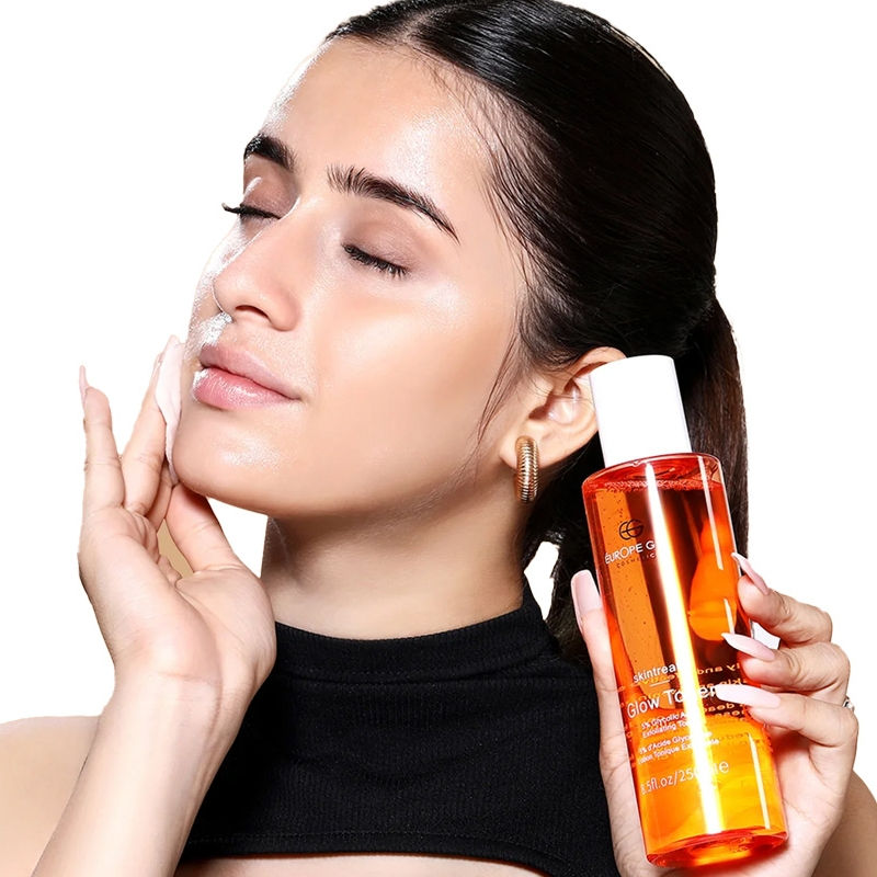 Europe Girl Skin Treats Glow Toner