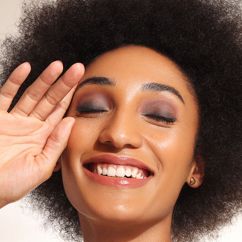 Praush Beauty The Showstopper Eyeshadow Palette With 18 Pigmented Shades