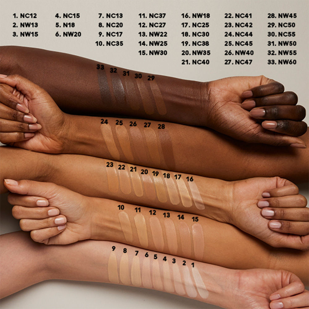 M.A.C Studio Fix Every-Wear All-Over Face Pen