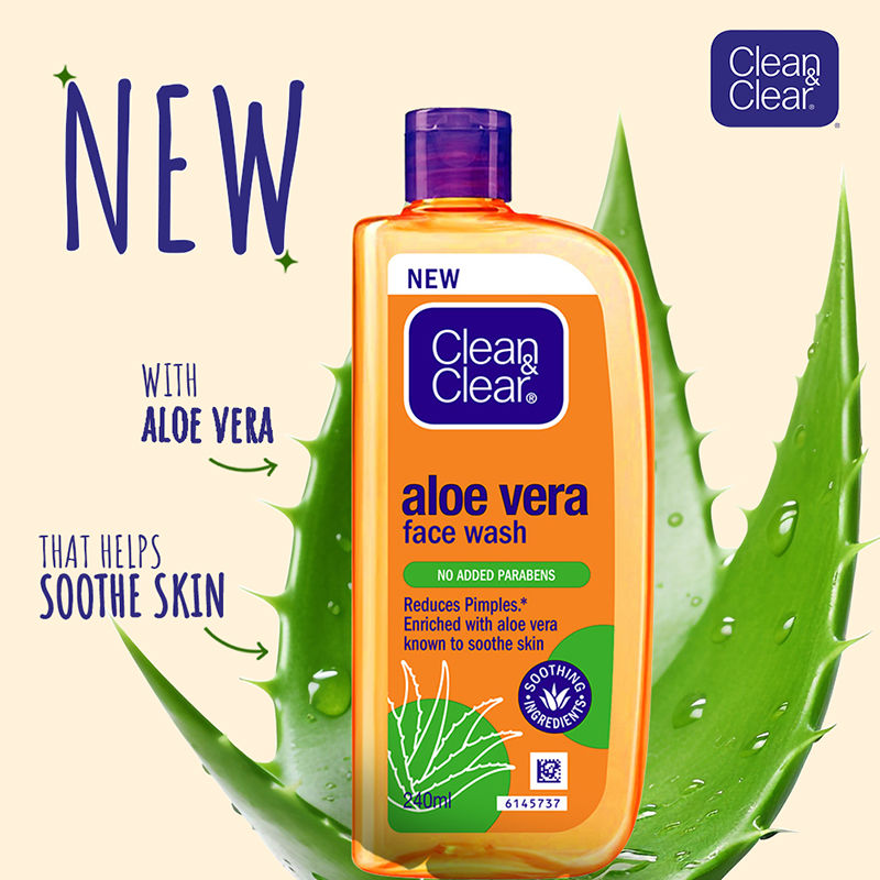 Clean & Clear Aloe Vera Face Wash - Gentle Hydrating Cleanser for Oily Skin & Reduces Acne In 7 Days