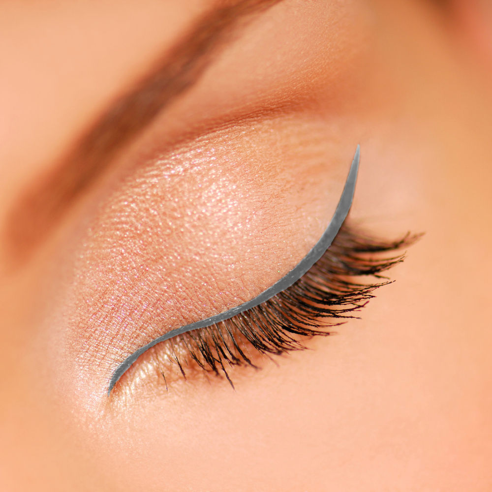 KINDED Liquid Metallic Eye Liner