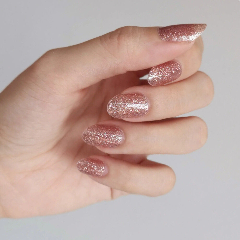KINDED Long Stay Shimmery Finish Nail Paint