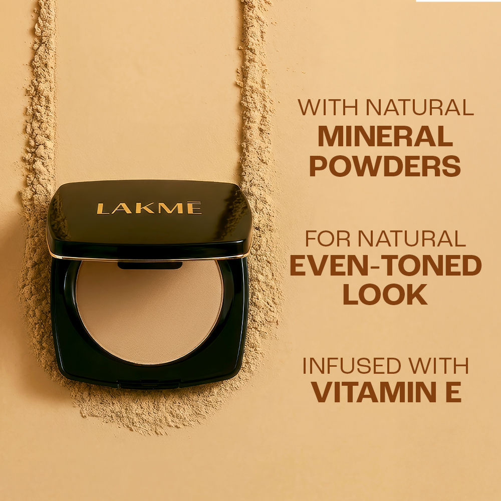 Lakme Forever Matte Compact, Smooth Finish, Lasts For 12 Hrs, Even Toned Look