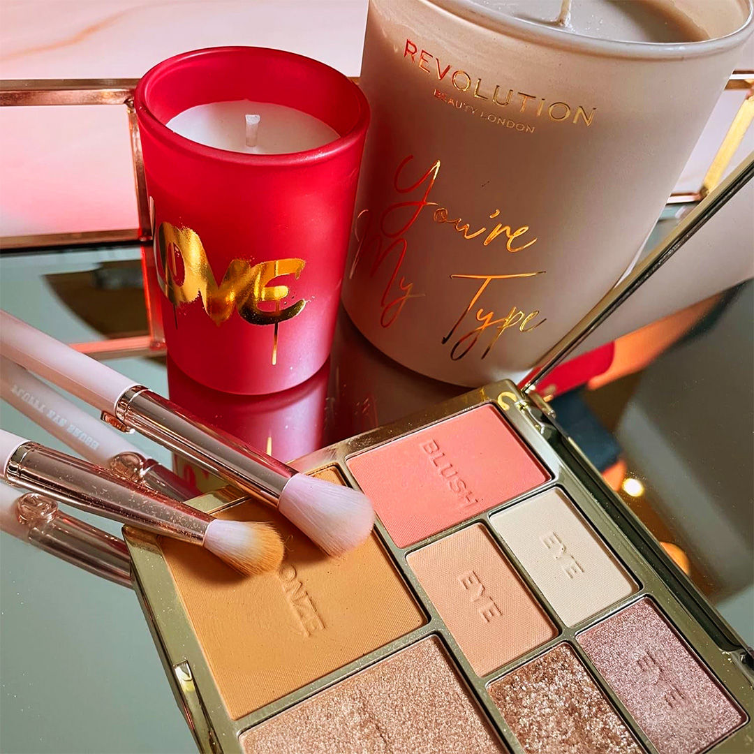 Revolution Pro Iconic Eye & Cheek Palette - Light Medium